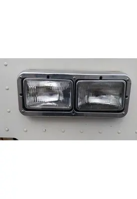 PETERBILT 320 1987-2018 HEADLAMP ASSEMBLY