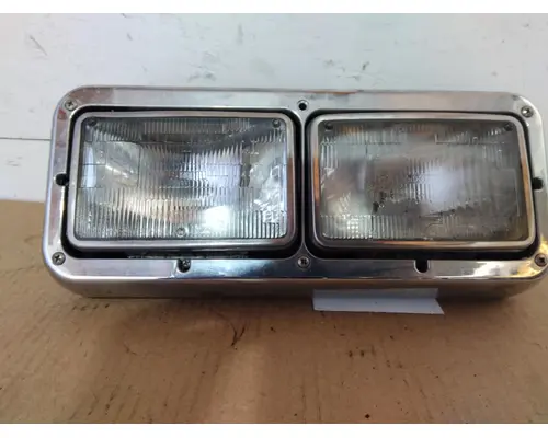 PETERBILT 320 1987-2018 HEADLAMP ASSEMBLY