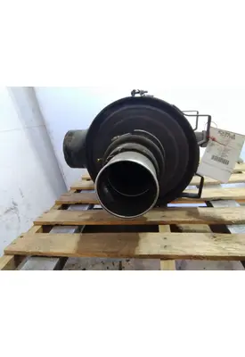 PETERBILT 320 AIR CLEANER