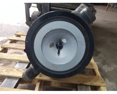 PETERBILT 320 AIR CLEANER