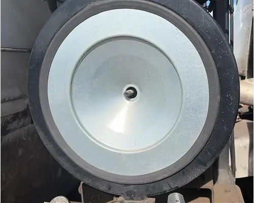 PETERBILT 320 AIR CLEANER