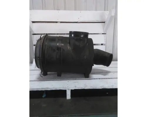 PETERBILT 320 AIR CLEANER