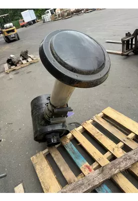 PETERBILT 320 Air Cleaner