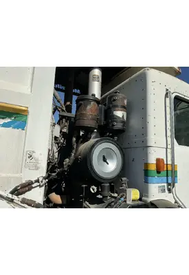 PETERBILT 320 Air Cleaner