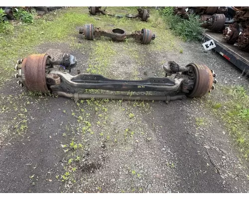 PETERBILT 320 Axle Beam (Front)
