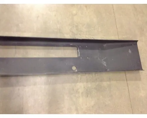 PETERBILT 320 Bumper Assembly, Front