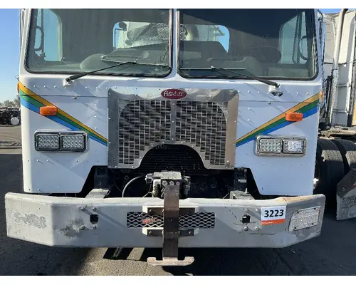 PETERBILT 320 Bumper Assembly, Front