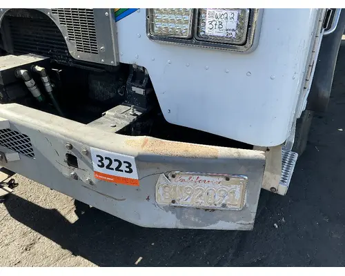 PETERBILT 320 Bumper Assembly, Front