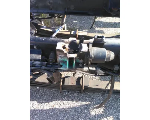 PETERBILT 320 CAB MOUNT,BRACKET