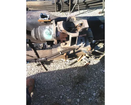 PETERBILT 320 CAB MOUNT,BRACKET