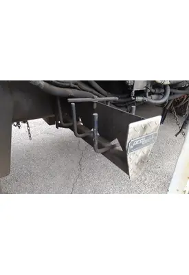 PETERBILT 320 CHAIN HANGER