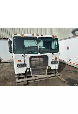 PETERBILT 320 Cab Assembly