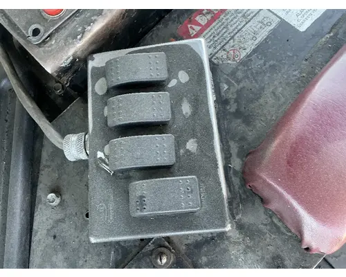 PETERBILT 320 Cab Assembly