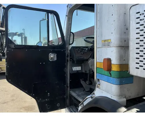 PETERBILT 320 Cab Assembly