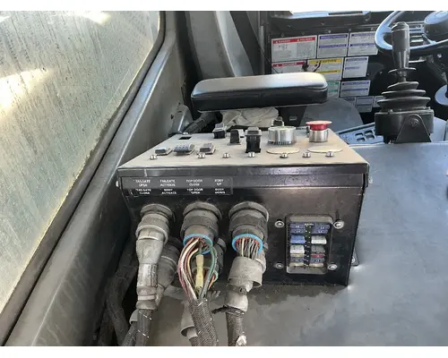 PETERBILT 320 Cab Assembly