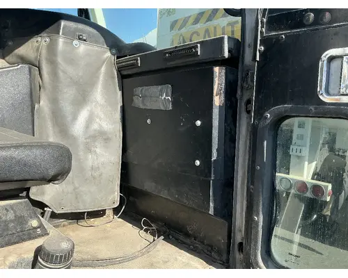 PETERBILT 320 Cab Assembly