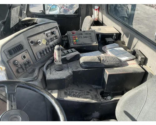 PETERBILT 320 Cab Assembly