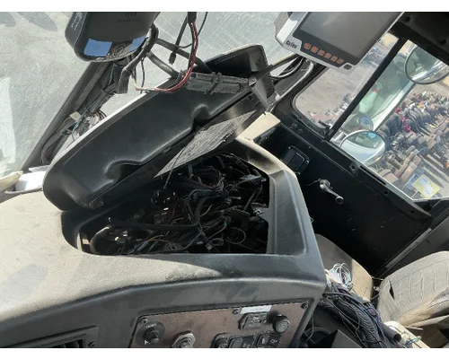 PETERBILT 320 Cab Assembly