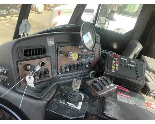 PETERBILT 320 Cab Assembly