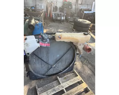 PETERBILT 320 Cooling Assy. (Rad., Cond., ATAAC)