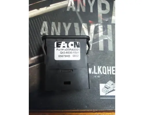 PETERBILT 320 DASH PANEL