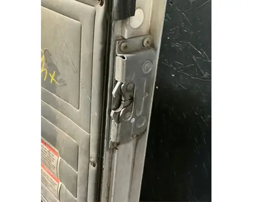 PETERBILT 320 Door Assembly, Front