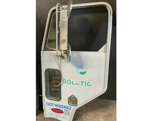 PETERBILT 320 Door Assembly, Front