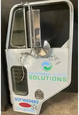 PETERBILT 320 Door Assembly, Front