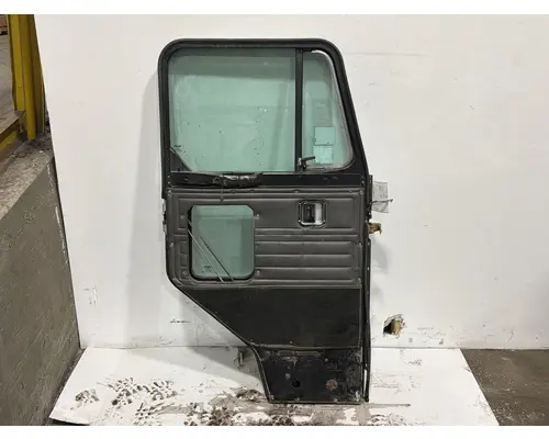 PETERBILT 320 Door Assembly