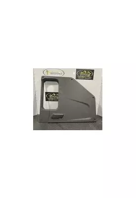 PETERBILT 320 Door Panel (Trim)