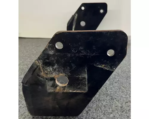 PETERBILT 320 Engine Mounts