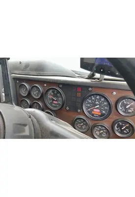 PETERBILT 320 GAUGE CLUSTER