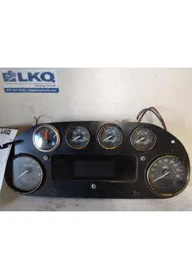 PETERBILT 320 GAUGE CLUSTER