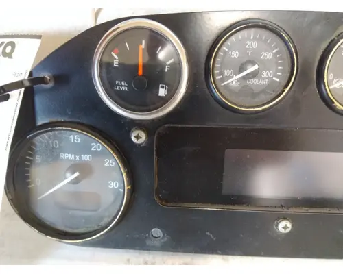 PETERBILT 320 GAUGE CLUSTER