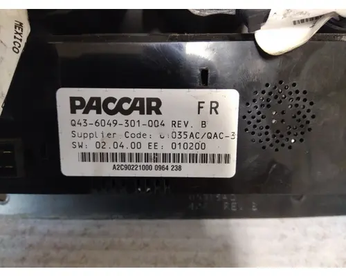 PETERBILT 320 GAUGE CLUSTER