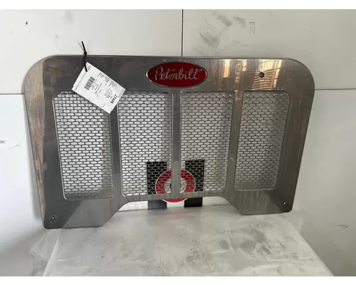 PETERBILT 320 Grille