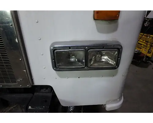 PETERBILT 320 Headlamp Assembly
