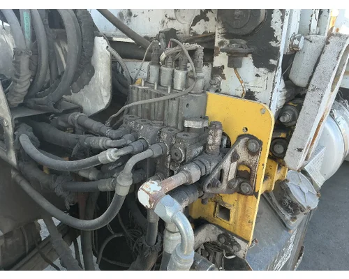 PETERBILT 320 Hydraulic Pump/Motor