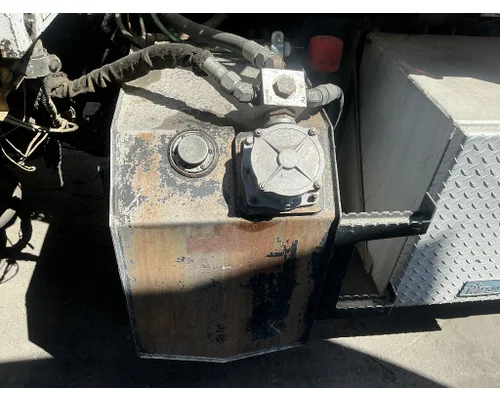 PETERBILT 320 Hydraulic Tank