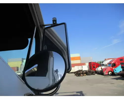 PETERBILT 320 MIRROR ASSEMBLY CABDOOR