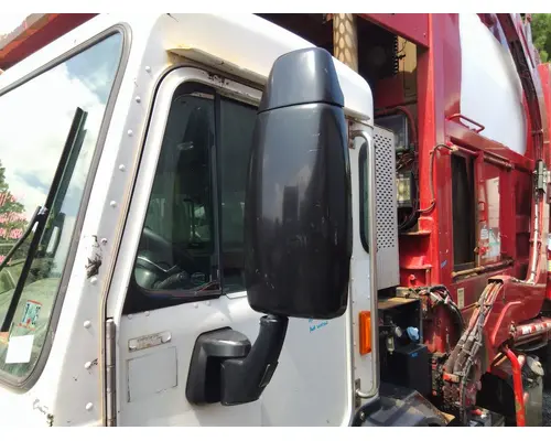 PETERBILT 320 MIRROR ASSEMBLY CABDOOR
