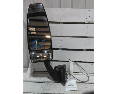 PETERBILT 320 MIRROR ASSEMBLY CABDOOR