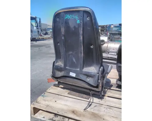 PETERBILT 320 SEAT, FRONT