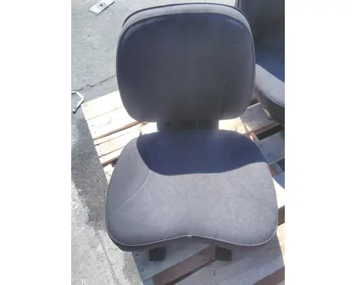 PETERBILT 320 SEAT, FRONT