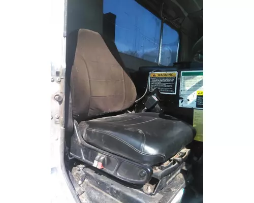 PETERBILT 320 SEAT, FRONT