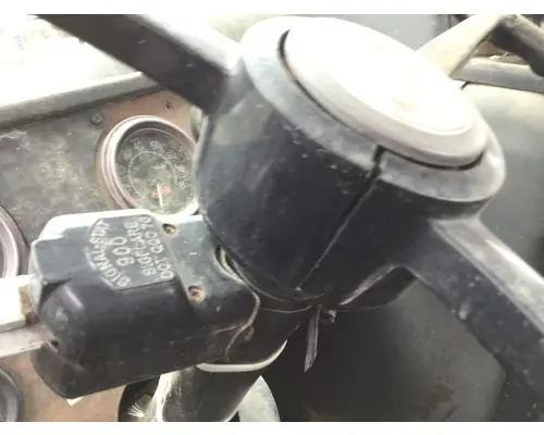 PETERBILT 320 Steering Column
