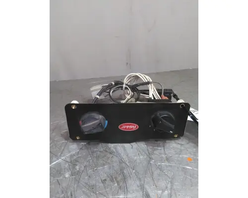 PETERBILT 320 TEMPERATURE CONTROL