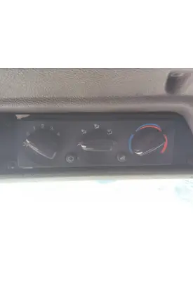 PETERBILT 320 TEMPERATURE CONTROL