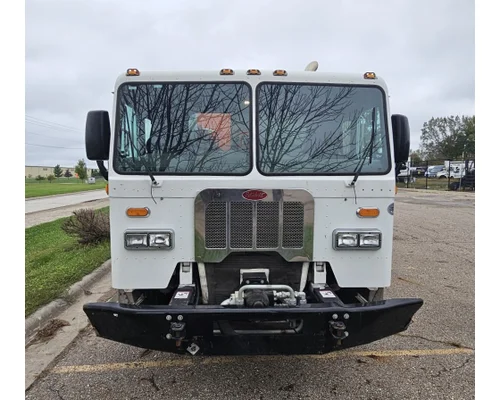 PETERBILT 320 Used Trucks
