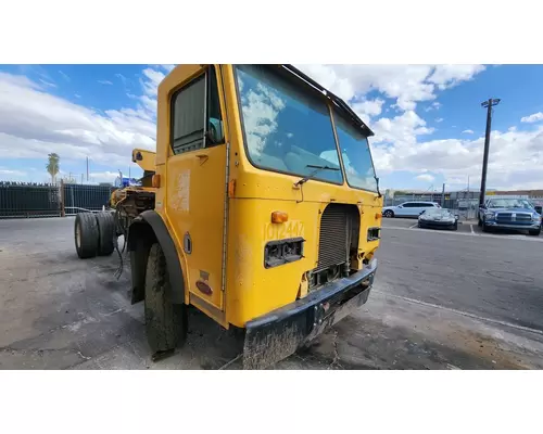 PETERBILT 320 Vehicle For Sale